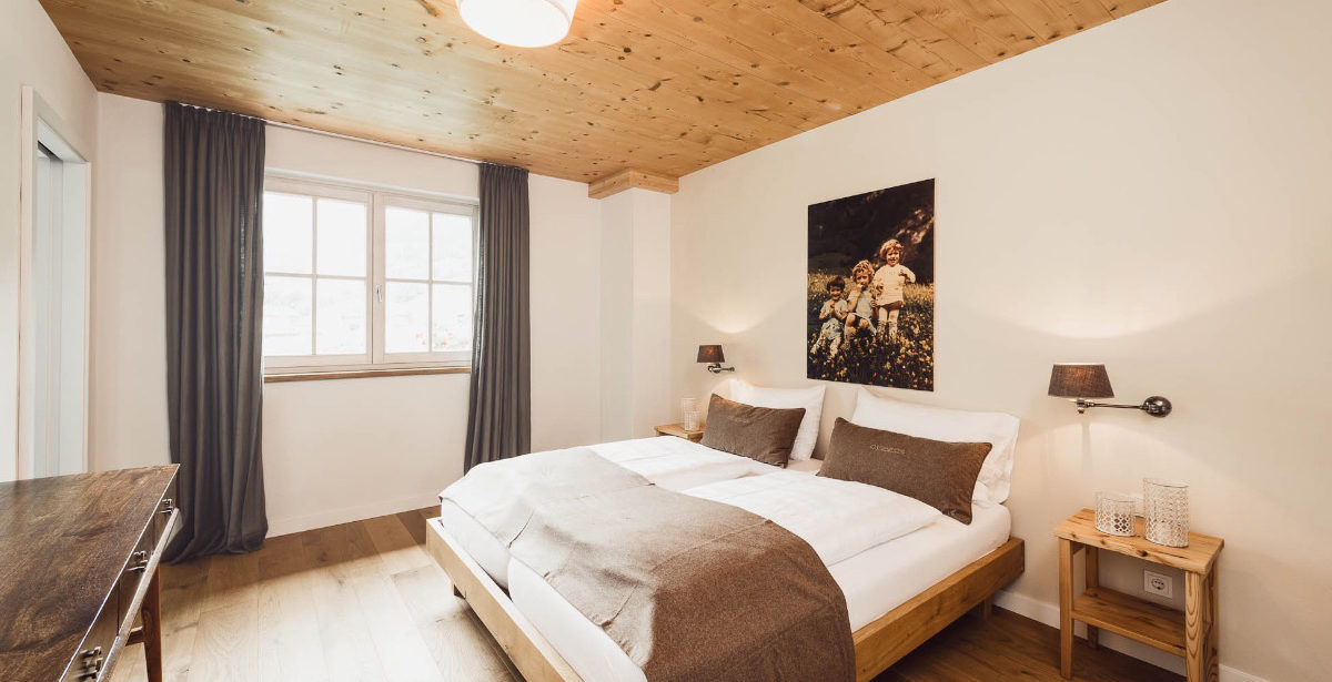 Schlafzimmer Chalet Luxus Ferienhaus-2 Großzügiges Schlafzimmer