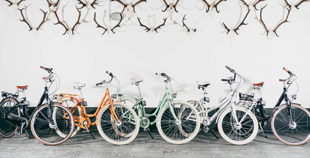 andreschoenherr_DSC4347-Arbeitskopie-2 Fahrräder und E-Bikes sind in den Chalets inbegriffen