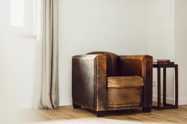 Brocantique designer sessel chalet stolz